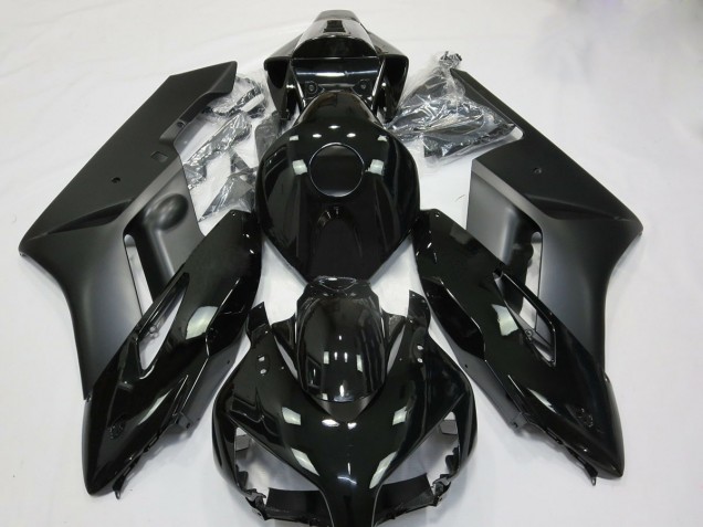 2004-2005 Matte and Gloss Black Honda CBR1000RR Fairings 2004-2005 Matte and Gloss Black Honda CBR1000RR Fairings