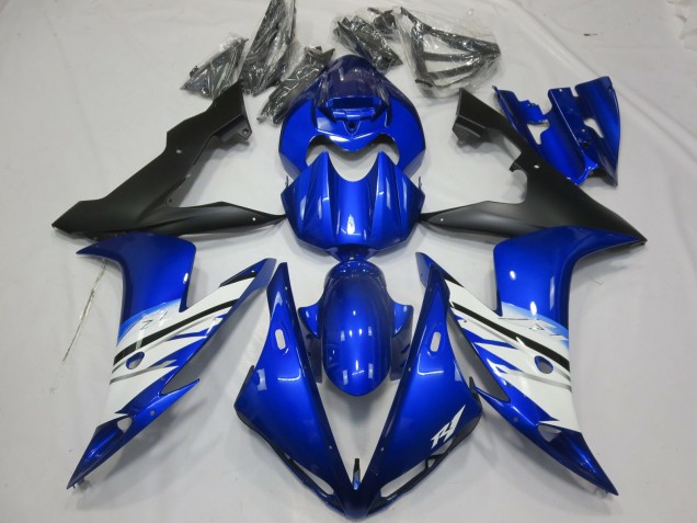 2004-2006 Black Blue and White Yamaha R1 Fairings 2004-2006 Black Blue and White Yamaha R1 Fairings