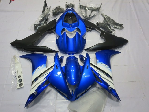 2004-2006 Blue and Black Yamaha R1 Fairings 2004-2006 Blue and Black Yamaha R1 Fairings