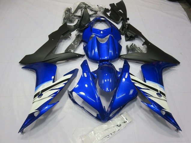 2004-2006 Blue and white Yamaha R1 Fairings 2004-2006 Blue and white Yamaha R1 Fairings