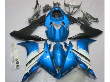 2004-2006 Light Blue & White Yamaha R1 Fairings
