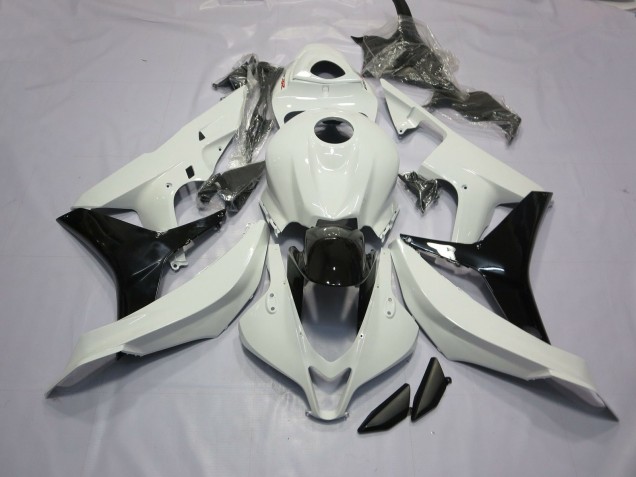 2007-2008 Gloss White and Black Honda CBR600RR Fairings 2007-2008 Gloss White and Black Honda CBR600RR Fairings
