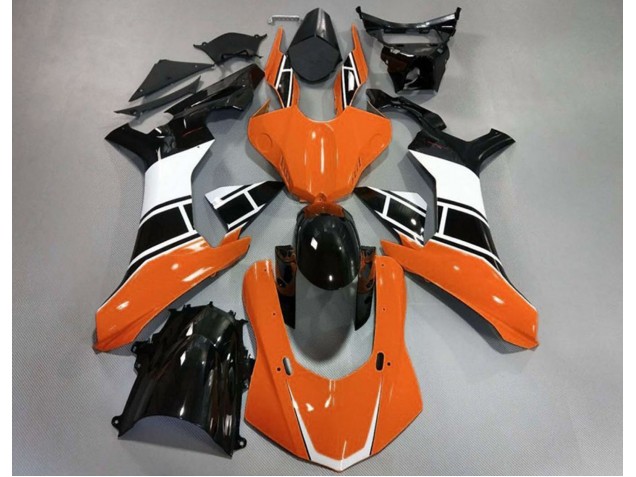 2015-2019 Gloss Orange White and Black Yamaha R1 Fairings 2015-2019 Gloss Orange White and Black Yamaha R1 Fairings